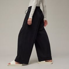 adidas Y-3 Crinkle Twill Wide Leg Pants - Black | Women's Lifestyle | adidas US Casual Bottoms, Womens Sports, Functional Fashion, Women Lifestyle, Pants Men, Lifestyle Shop, Adidas Online, Pants Black, Black Adidas