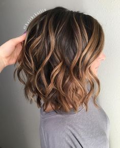 Medium Brown Hair, Short Brown Hair, Highlights Hair, Haircut Inspiration, Highlights Brown Hair, Hair Medium, Balayage Brunette, Penteado Cabelo Curto