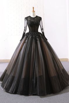 Prom Dress Tulle, Lace Long Prom Dress, Prom Dress Pictures, Black Ball Gown, Floor Length Wedding Dress, Prom Dresses Vintage, Ball Gowns Evening, فستان سهرة, Sweetheart Dress