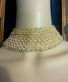 Vtg 50's Faux Pearl Gold Choker Wedding Statement Costume Necklace #Nolabel #Choker Luxury Gold Pearl Choker Necklace, Pearl Choker Vintage, Vintage Pearl Chain Choker Necklace, Retro Gold Choker Necklace, Gold-tone Costume Jewelry Choker, Costume Necklaces, Gold Choker, Peter Pan Collar, Collar Necklace