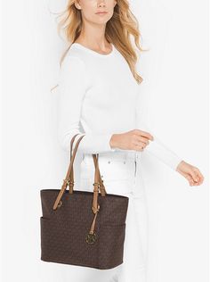 Jet Set Travel Small Logo Tote_preview2 Michael Kors Handbags Outlet, Classic Tote Bag, Logo Tote Bag, Michael Kors Outlet, Handbags Michael Kors, Kors Jet Set, Online Sales, Signature Logo, Men's Collection