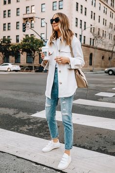 Veja Velcro Sneakers, Veja Velcro, Veja Sneakers Outfit, Shacket Outfit Ideas, Beige Shacket, Shacket Outfit Women, Shacket Outfit, Veja Esplar, Big Sleeves