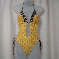 Brand New, Never Worn Gold Beachwear Swimwear For Spring, Gold Swimwear For Beach In Spring, Yellow Party Swimwear For Beach Season, Yellow One-piece Swimwear For Party, Gold Summer Swimwear, Yellow One-piece Party Swimwear, Gold One-piece Swimwear For Poolside, Printed V-neck Bodysuit For The Pool, V-neck Printed Swimwear For Poolside