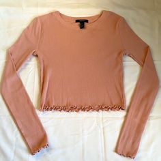 Forever 21 Long Sleeved Lettuce Edge Crop Top Never Worn, In Great Condition, And Is Cropped. Has A Lettuce Edge Hem And Is A Rose Dusk Color. A Rose, Forever 21 Tops, Orange Pink, Pink Orange, Lettuce, Pink And Orange, Forever 21, Crop Top, Womens Tops