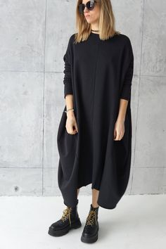 Jersey Dress | Casual Dress | Black Loose Tunic | Sweatshirt Dress | Cotton Dress | Casual Wear Dress by DIDRESS on Etsy Oversized Tunic Dress, Moda Hippie, Maternity Long Dress, Eclectic Clothing, Loose Tunic, Casual Dress Black, Casual Wear Dress, Warm Dresses, Oversized Tunic