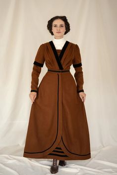 Suit millicent in 1910s Style Edwardian Vintage - Etsy Ukraine 1910 Fashion Women, Wardrobes Uk, Victorian Gown, Womens Costumes, 1910s Fashion, 19th Century Fashion, Gibson Girl, 20s Fashion, Edwardian Fashion