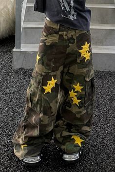 Star Patch Camo Cargo Pants, camouflage pants, skater girl outfits, skater girl style, boogzel