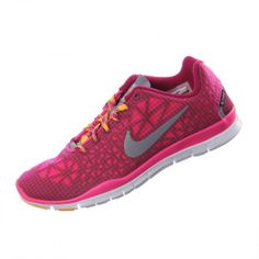 ¡Escoge comodidad y estilo con los tenis Free TR Fit 3 All Conditions de Nike para mujer! Women Nike Shoes, Pole Dancing Fitness, Women Nike, Athletic Shoe, Women Sneakers, Nike Shoes Women, 2015 Fashion, Dance Workout, Shoes Nike