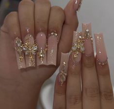 Champagne Nails, Gold Acrylic Nails, Milky Nails, Girl Nails, Gold Nail, Unique Acrylic Nails