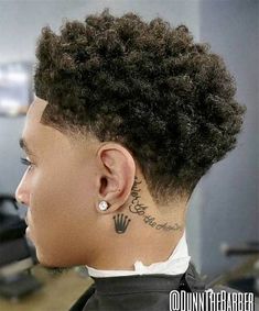 Black Haircut Styles, Taper Fade Curly Hair, Drop Fade Haircut, Black Hair Cuts, Curly Hair Fade, Black Men Haircuts, Low Fade