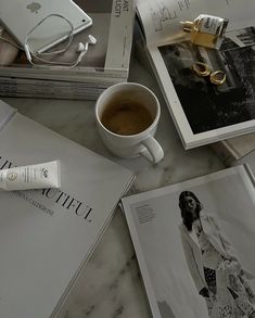 #Aesthetic #thatgirl #laptop #coffee Ashley Kane, Dancing Leaves, Athena Calderone, Minimal Wardrobe, Parisian Vibes, Stylish Wardrobe, Vanilla Latte, I Wake Up, Elevated Basics