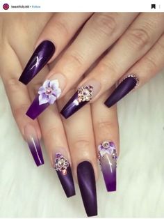 Fancy Purple Nails, Purple Nails With Rhinestones, Purple Nails With Flowers, 3d Nail Designs, Nails Design With Rhinestones