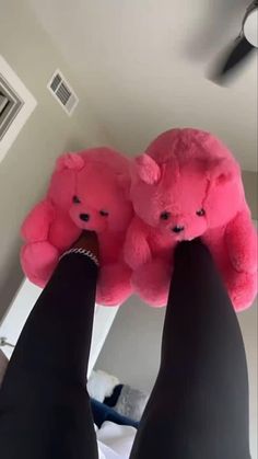 Fluffy Bear Slippers, Fizzy Slippers, Baddie Slippers, Baddie Christmas List, Cute Slippers Aesthetic, Pink Bear Slippers, Baddie Shoes Sneakers, Baddie Crocs