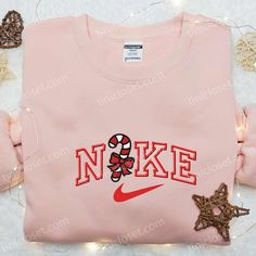 Nike Cartoon, Nike Inspired, Best Family Gifts, Maroon Hoodie, Embroidered Shirts, Patrick Star, Halloween Hoodie, Hoodie Material, Custom Nikes