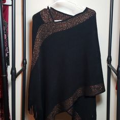 Nwt The North Bear Black And Metallic Gold Knit Ponch With Fringe. Adorable. Black Knitted Poncho One Size, Black Knitted One-size Poncho, Black Knit One-size Poncho, Black Knit Casual Poncho, Casual Black Knit Poncho, Alpaca Shawl, White Poncho, Blanket Cardigan, Turtleneck Poncho