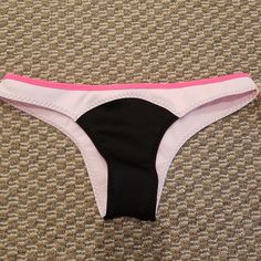 Brand New With Tags Size Small Victoria Secret Swim, Womens Swim, Victoria's Secret, Black Pink, Brand New, Tags, Pink, Women Shopping, Black