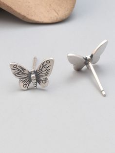 Código do item: 7393669873726
Material: S925Sliver
Padrão: BaFlower Butterflyll Flower Butterfly, New Year Holidays, Butterfly Flowers, Luxembourg, Latvia, Handmade Clothes, Retro Outfits, Ear Studs, Slovenia