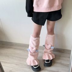 SPECIFICATIONS Material: PolyesterMaterial: AcrylicPattern Type: AnimalGender: WOMENItem Type: Leg WarmersName: Kawaii Pink Love Heart Fur leg warmerspackage: 1*pair of leg warmersSize: ONE SIZEUse for: new year's gift,boots... Harajuku Boots, Leg Warms, Fur Leg Warmers, Leather School Backpack, Pink Love Heart, Boots Socks, Pattern Weights, Winter Y2k, Japanese Harajuku