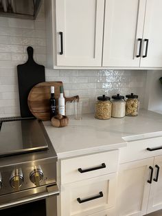 the kitchen counter is clean and ready for us to use