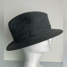 Excellent Vintage Pre Owned Condition, Unisex, No Flaws All You See Are What You Will Get After Purchasing. Please Look At Pictures And Descriptions Carefully Before Purchasing. Please Contact Me If You Have Any Questions Before Purchasing. All Sales Are Final And No Return Accepted Thanks And Happy Shopping Wool Fedora Hat, Wool Fedora, Flaws And All, Accessories Vintage, Fedora Hat, Hat Sizes, Vintage Accessories, Fedora, Accessories Hats