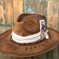 “Dreams And Gasoline” Hand Burned Design Signed And Numbered One Size Fits Most. Soft Comfortable Elasticized Inner Band. Free Personalization Cowgirl Hat With Feather, Personalized Cowgirl Hat, Burned Fedora Hat, Bridal Cowboy Hat, Decorated Hats, Boho Hats, Boho Hats For Women, Custom Hat Bands, Hat Burning