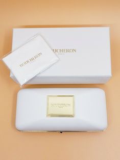 BOUCHERON Luxury Eyewear Designer Sunglasses Case Set  Set includes: * Sunglasses gift box * Sunglasses hard case * Cleaning Cloth Buy with confidence  All our merchandise is genuine  We do not sell counterfeit goods  Please check our feedback - 100% positive and always happy customers Box Sunglasses, Plastic Sunglasses, Luxury Eyewear, Luxury Packaging, Designer Sunglasses, Hard Case, Cleaning Cloth, Sunglasses Case, Gift Box