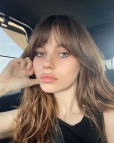 Jaden Byrd, Diamond Face Haircut, Diamond Face, Mia 3, Haircuts For Long Hair, Hair Inspiration Color, Hair Inspo Color, Mode Inspo, Dream Hair