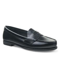 Women's+Classic+II+Penny+Loafer+#eastlandshoe Classic Slip-on Closed Toe Dress Shoes, Classic Formal Oxfords For Fall, Classic Tassel Loafers With Round Toe For Office, Classic Closed Toe Tassel Loafers For Semi-formal Occasions, Classic Round Toe Loafers For Office, Classic Semi-formal Closed Toe Tassel Loafers, Classic Round Toe Office Loafers, Classic Semi-formal Tassel Loafers With Closed Toe, Classic Goodyear Welted Dress Shoes For Fall