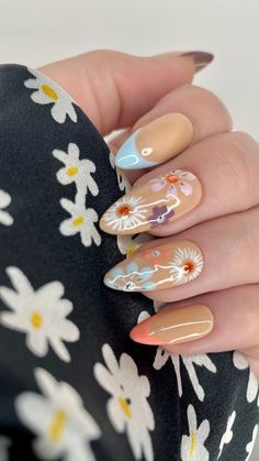 #naildesign #nailsoftheday #art #fashion #nailartaddict #nailidea #nailsoftheday #nailartdesigns #design #nailbeauty #aesthetic #acrylic #acrylicnaildesigns #nailpainthack #nailcolortrends #trendy #trendylooks #life #lifestyle #fashionblogging #luxury #luxurylifestyle 2024 Spring Nail Polish Colors, Daisy Nail Art, Nails Flowers, Nails Pastel, Spring Nail Polish, Nail Goals, Sunflower Nails, Green Nail Designs, Cute Spring Nails