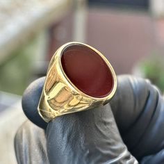 Gold Agate Signet Ring , Red Agate Stone Minimal Ring , Classic Ring , Silver Natural Gemstone Ring , Husband Gift , 925k Sterling Silver ★Item Details * Raw Agate Stone * Gender : Male / Female * Material : 925K Sterling Silver * Total weight : 12 Grams * Gemstone : Agate Stone * Stone Size 13x18 ✔ Ready to Ship in 1-2 Business Days .. ✔ Shipped to the Worldwide 1-5 business days with free shipping... ✔ The product will be sent to you with a handmade wooden box to avoid any damage during shippi Red Carnelian Rings With Polished Finish, Red Carnelian Ring With Polished Finish, Red Polished Carnelian Rings, Classic Carnelian Rings With Polished Finish, Red Carnelian Hallmarked Rings, Classic Carnelian Round Signet Ring, Classic Round Carnelian Signet Ring, Formal Red Carnelian Ring, Red Carnelian Signet Ring With Polished Finish