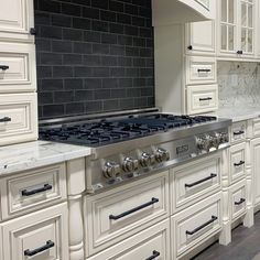 Porcelain Rangetop with 7 Gas Burners (RT48)  ZLINE 48 in. - America Best Appliances, LLC Gas Range Top, Double Electric Wall Oven, Zline Kitchen, Gas Stove Top, Electric Wall Oven, Luxury Appliances, Single Wall Oven, Range Top, Gas Cooktop