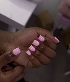 Short Nails Black, Pink Short Nails, Nail Cam, Tapered Square Nails