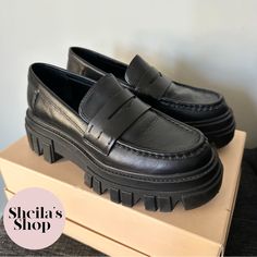 Marc Fisher Ltd Morris Lugsole Loafers Usa Women’s Size 6 (Fits 6.5) Condition: No Box; Worn A Handful Of Times. Some Wear/Wrinkles Noticeable In The Leather On The Toe Box. Please See Photos For Condition. Color: Black Platform Height: 2” Leather Upper / Manmade Lining & Sole Msrp $170 Instagram @Sheilas_shop Cheaper On Www.Sheilasshop.Com Leather Loafers Women, Loafers Women, Usa Women, Black Leather Loafers, Black Platform, Marc Fisher, Leather Loafers, Flat Shoes Women, Loafer Flats