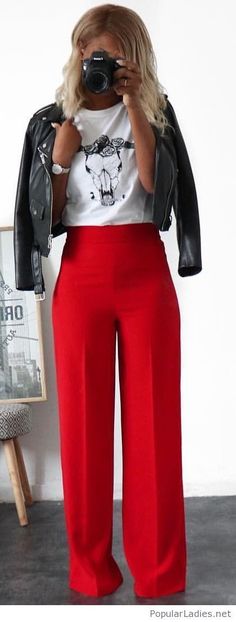 Wear Crop Top, Leather Jacket Outfits, Wear Red, Office Outfit, Cute Spring Outfits, Womens Fashion Inspiration