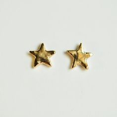 Twinkling Star Studs – Valerie Morgan Designs Pretty Jewellery Earrings, Star Stud Earrings, Dope Jewelry, Star Earrings Stud, Funky Jewelry, Jewelry Lookbook, Trendy Earrings, Star Studs, Metal Clay