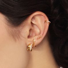 Type: Earring Set Base Material: 925 Sterling Silver Color Gold: 18K gold plated Stone: Zircon，Pearl Color: Gold/Silver Item: Sold as single pcs/ 1 Pair/ 4 pcs Elegant Gold Clip-on Ear Cuff, Elegant Dangle Clip-on Ear Cuff, Gold-plated Fine Jewelry Ear Cuff, Elegant Gold Pierced Ear Climbers, Elegant Gold Plated Silver Ear Cuff, Elegant Clip-on Ear Cuff For Gift, Elegant Clip-on Ear Cuff Gift, Gold Clip-on Ear Cuff For Formal Occasions, Elegant Gold Clip-on Cartilage Earrings