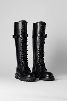 Men's black Alec high boots- Black- Black laces- Round toe- Buckle detail - Side zip closure- Tuxon leather- Heel: 3 cm- 100% Cow Leather- Made in Italy Mens High Boots, Ann Demeulemeester Boots, Knee Boots Flat, Black Boots Men, High Leather Boots, Ann Demeulemeester, Round Toe Heels, Goat Leather, Black Laces