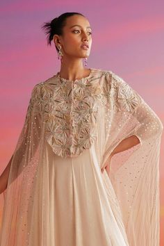 Buy Pink Chiffon Embellished Twisted Natalia Lily Bloom Cape With Gown For Women by Not So Serious By Pallavi Mohan Online at Aza Fashions. Yoke Embroidery, Embroidery Placement, Ramadan 2024, Indian Wedding Gowns, Dresses Traditional, Velvet Dress Designs, Collection Ideas, Gown For Women, Kurti Neck