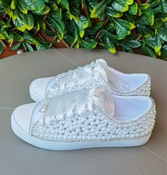 Personalize Pearl and Crystal Stone Bridal Sneakers , Bling , Wedding Shoes Crystal Stone and White Pearls , Custom Customizable - Etsy Türkiye Nike Wedding, Bedazzled Converse, Bridal Sneakers, Bling Converse, Converse Chucks, Shoes Names, Wedding Converse, Wedding Sneakers, Custom Bling