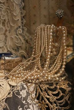 Peeblespair Pearls And Lace, Gold Aesthetic, String Of Pearls, Pearl And Lace, Antique Lace, Vintage Pearls, Vintage Lace, On Display