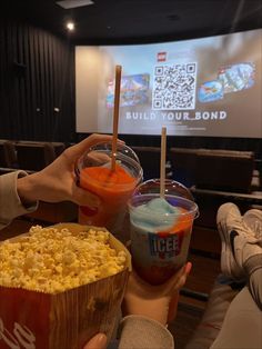 movie food Cute Dates, Cinema Date, Freetime Activities, Dates Ideas, Photos Bff, Dream Dates, Couple Activities, Date Idea