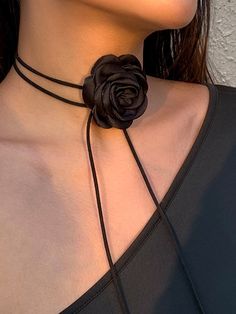 1pc Women Romantic Gothic Cloth Big Rose Flower Clavicle Chain Necklace Ladies Korean Fashion Adjustable Rope Choker Y2K Accessories Elegant,School Valentine's Day Black    Polyester     Women Accessories, size features are:Bust: ,Length: ,Sleeve Length: Rose Choker, Women Choker Necklace, Y2k Accessories, Flower Choker, Womens Chokers, Women Ties, Velvet Choker, Red Necklace, Neck Jewellery