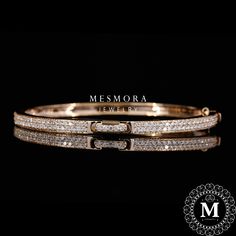 Rose Gold Bangle, 14K Gold Diamond Bracelet, Natural diamond bracelet, Lab grown diamond bracelet, Cuff Bangle, Hinged Bangle, Gift For Her ★ Design No : MLB8564 ★Bangle size: 2.4 AANI ★Same Bangle in Moissanite Diamond: https://www.etsy.com/in-en/listing/1112656402 ⭐ FEATURES ⭐ ★ Brand ➠ Mesmora Diamond Earth ★ Condition ➠ Brand New, Never been Used Jewelry Detail 💎 Diamond Option : ➠Lab Grown Diamond HPHT.(VS/SI-EFG) ➠Natural Diamond (VS/SI-GHI) ➠Natural Diamond (VS/SI-FGH) 💎 Bangle Diamond Moissanite Bracelet, Bracelet Layering, Dainty Gold Bracelet, Jewelry Delicate, Bangle Gold, Rose Gold Bangle, Bangle Jewelry, Antique Bracelets, Gold Armband