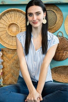 These lightweight rattan earrings are a great addition to your jewelry box. With their neutral resort wear style, these earrings can match anything! They feature a modern, clean design that can be worn every day or with a dressy outfit, and they're light enough to forget you're wearing them as you move around your day. They can go from beachside cocktail to dinner date in a snap, making it the perfect accessory for travel. Hypoallergenic stainless steel posts Durable plant-based acrylic posts Ha Elegant Earrings For Vacation In Spring, Chic Spring Earrings For Vacation, Trendy Vacation Earrings, Chic Spring Vacation Earrings, Summer Style Earrings For Beach In Spring, Casual Beach Earrings For Spring, Chic Beach Earrings, Chic Beach Drop Earrings, Chic Drop Earrings For Beach