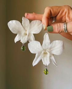 Orchid Earrings, Jewelry Lookbook, Girly Jewelry, Bijoux Diy, Dream Jewelry