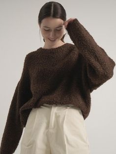 Composition : wool10% + span 3% + nylon 22% + acrylic 65%Color : Brown_freeCountry of Origin : Republic of Korea Foodie Design, Stay Warm, Cold Weather, Knit Sweater, Winter Outfits, Knitted Sweaters, Knitwear, Composition, Wool