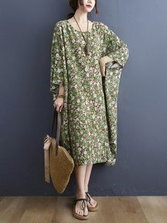 Sku CY-!89390 Material >70%Cotton Style Loose , Batwing Sleeves Feature Floral Printed Neckline Round-neck Occasion Going out , Casual , Vacation , Vintage Seasons Spring , Summer Type Midi Dresses Color SAME AS PICTURE Size FREE SIZE Please consult the size chart we provide for this item's measurements to help you decide which size to buy.Please note: There may be 1-3cm differ due to manual measurement.CMINCH Bust Length FREE SIZE 248 113 Green Free Size Dresses For Spring, Loose Beach Dresses For Fall, Spring Floral Print Free Size Maxi Dress, Free Size Long Sleeve Maxi Dress For Spring, Free Size V-neck Dress For Spring, Free Size V-neck Spring Dress, Casual Long Patterned Dress, Spring Long Sleeve Free Size Maxi Dress, Spring Long Sleeve Maxi Dress Free Size