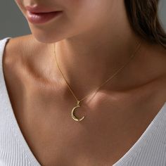 Looking for a special gift for your wife, girlfriend, or mother? Check out this beautiful crescent necklace! It's made of 925k sterling silver, and it comes with a birthstone and a diamond. It's a perfect gift for everyday or for special occasions like Christmas. The high quality 925 sterling silver, 14k gold plating, 14k rose gold plating, 14k solid gold, and 18k solid gold make this necklace a stunning and unique piece of jewelry. Get yours today! Features * Made to Order * Material Options: H Moon Shaped Birthstone Necklace For Anniversary, Moon-shaped Birthstone Necklace For Anniversary, Personalized Crescent Necklace For Gift, Crescent Moon Charm Necklace For Anniversary, Anniversary Crescent Moon Charm Necklace, Crescent Birthstone Necklace For Gift, Crescent Birthstone Necklace Gift, Minimalist Moon Shaped Necklace For Anniversary, Minimalist Moon Necklace For Anniversary