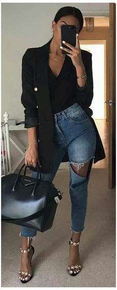 Denim Dress Winter, Black Dress High Heels, How To Wear Blazers, Wear Black Dresses, Looks Jeans, Winter Dress Outfits, Blazer Outfit, Blazer Outfits, Black Blazer