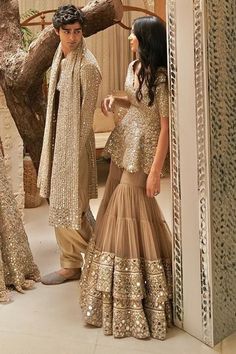 Heavy Sharara Designs, Sharara Look, Heavy Suits, Tana Bana, Indian Outfits Modern, Abhinav Mishra, Beige Kurta, Wedding Fits, Fashionable Saree